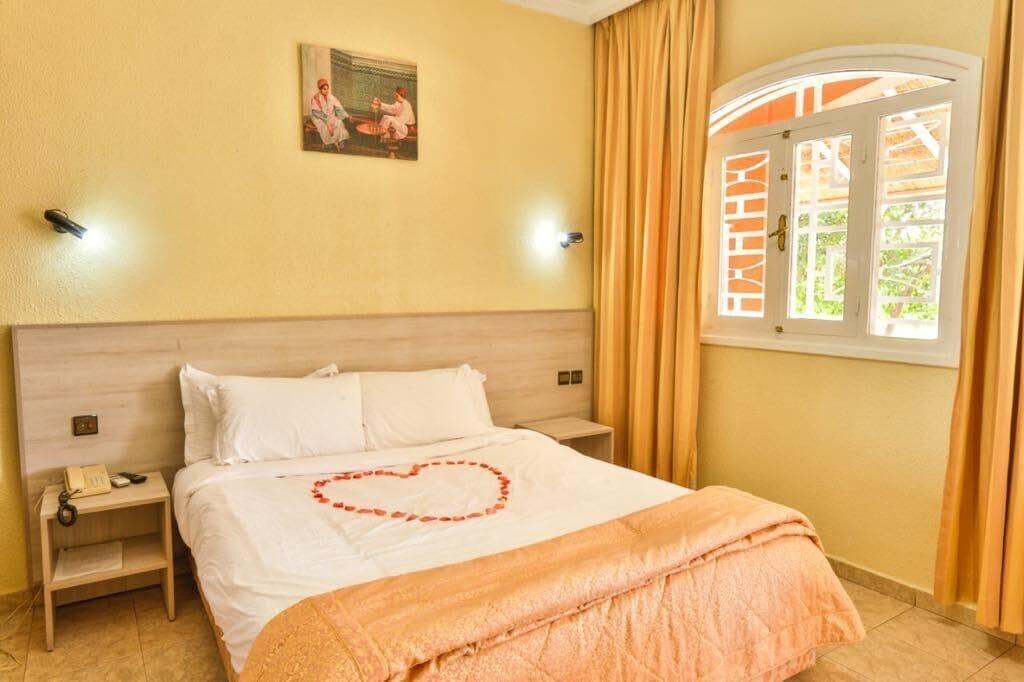 Hotel Al Bassatine Béni Mellal Extérieur photo