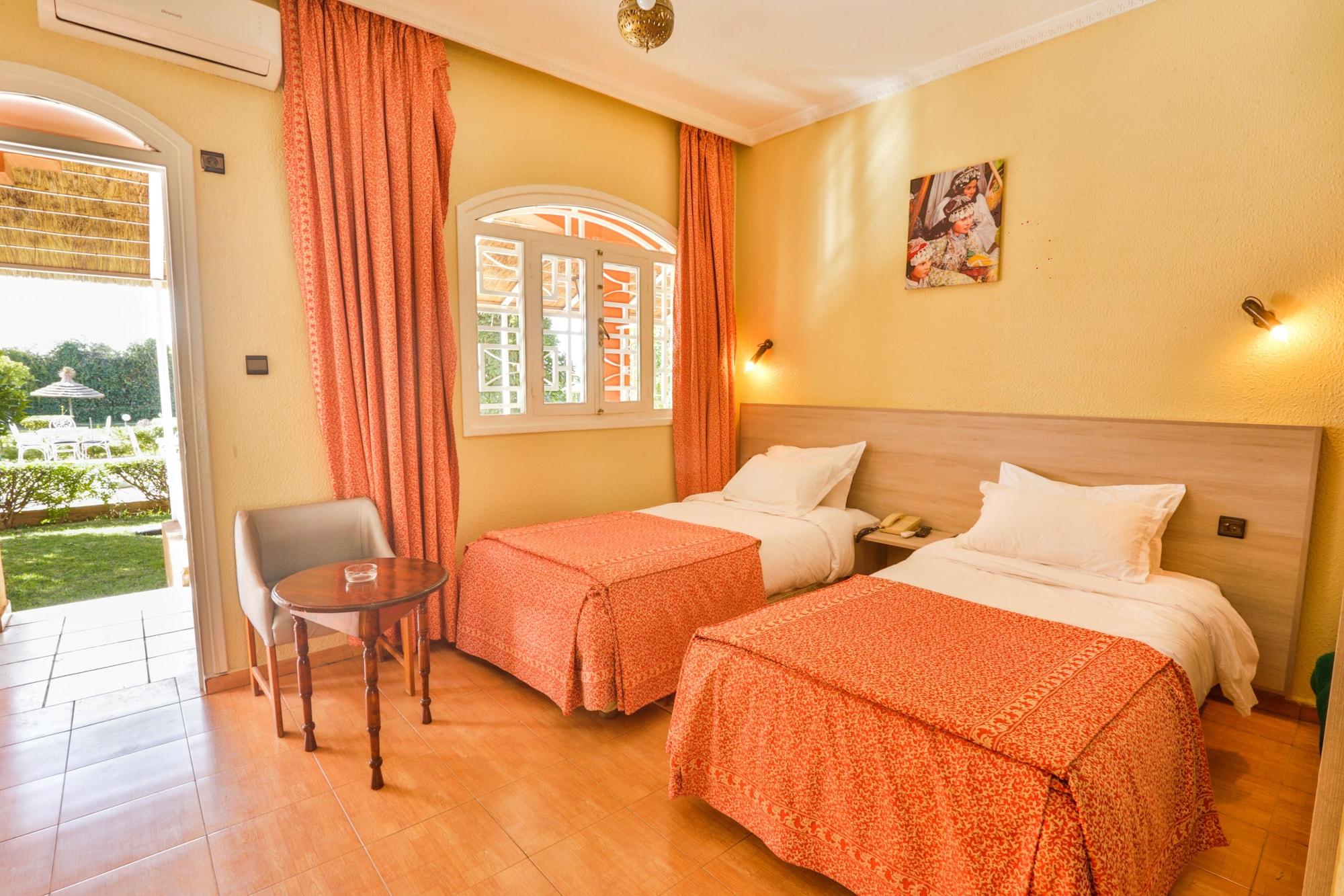 Hotel Al Bassatine Béni Mellal Extérieur photo